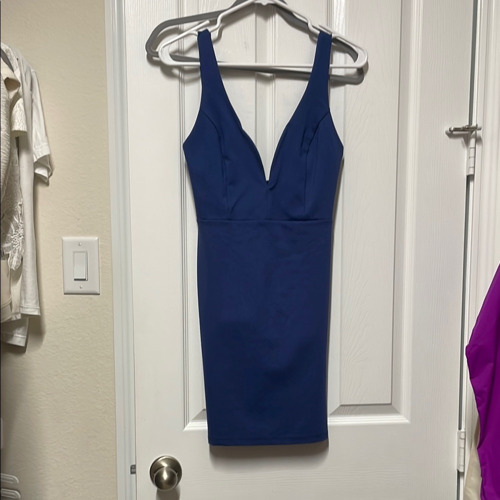 Elegant Blue Sleeveless Dress